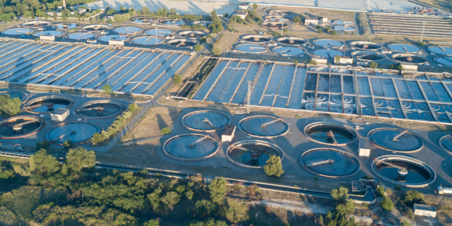 Zakelijke energie waterschap en waterzuiveringsinstallatie